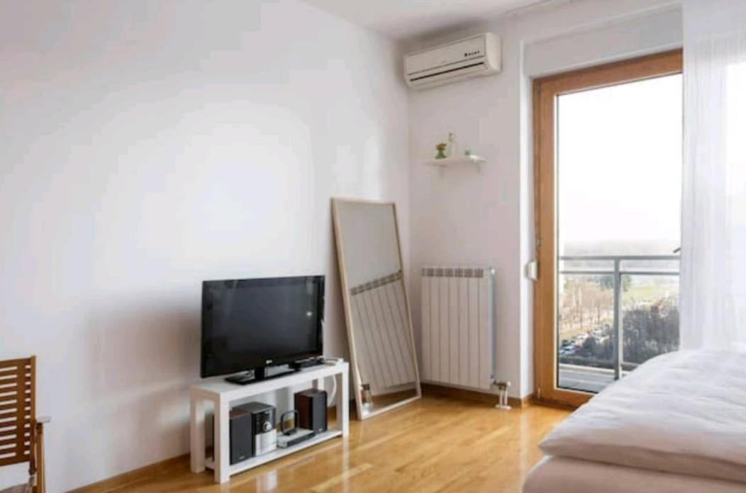 Danube Pearl Apartment เบลเกรด ภายนอก รูปภาพ