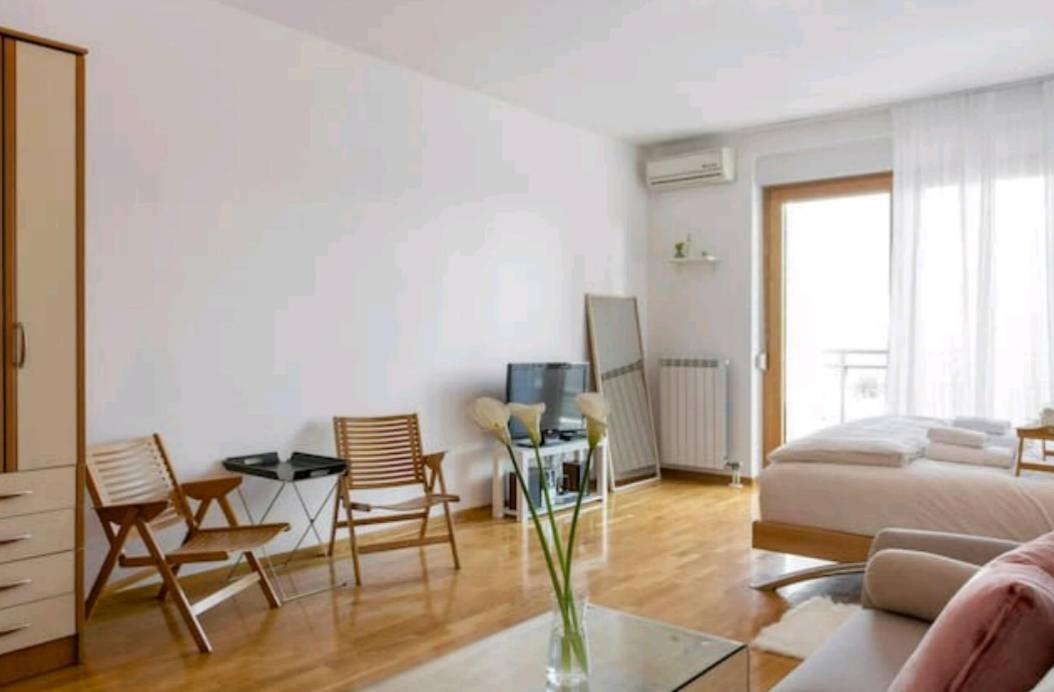 Danube Pearl Apartment เบลเกรด ภายนอก รูปภาพ